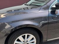 Gebraucht VW Passat 122 PS (89 kW) 2011 Braun Kombi