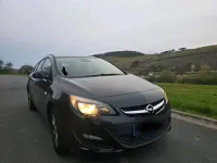 Gebraucht Opel Astra 110 PS (80 kW) 2016 Schwarz Kombi