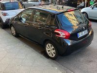 Gebraucht Peugeot 208 Active 82 PS (60 kW) 2014 Schwarz Kleinwagen
