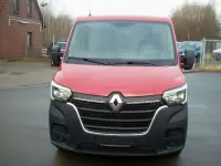 Usado Renault Master 135 CV (99 kW) 2020 Rojo Monovolumen