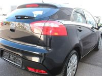 Gebraucht Kia Rio Edition 7 86 PS (63 kW) 2012 Schwarz Limousine