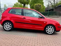 Gebraucht VW Polo 75 PS (55 kW) 2003 Rot Kleinwagen