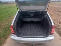 Gebraucht Mercedes C220 Elegance 150 PS (110 kW) 2005 Silber Kombi