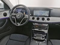 Gebraucht Mercedes E220 Avantgarde 200 PS (147 kW) 2023 Weiß Limousine