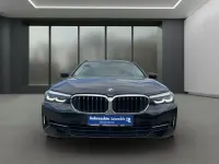 Gebraucht BMW 520 Sport Line 190 PS (139 kW) 2023 Schwarz / schwarz ii Kombi