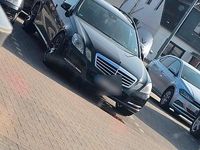 Gebraucht Mercedes E220 170 PS (125 kW) 2011 Schwarz Kombi