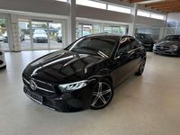 Gebraucht Mercedes A200 Advanced 150 PS (110 kW) 2024 Kosmosschwarz metallic Limousine