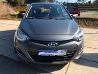 Gebraucht Hyundai i20 Edition 86 PS (63 kW) 2014 Grau Kleinwagen
