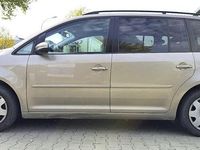 Gebraucht VW Touran Comfortline 140 PS (102 kW) 2012 Van / Kleinbus
