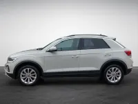 Gebraucht VW T-Roc Life 150 PS (110 kW) 2023 Grau (ascotgrau) SUV