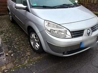 Gebraucht Renault Grand Scénic II 135 PS (99 kW) 2005 Silber Van / Kleinbus