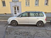 Gebraucht VW Touran 140 PS (102 kW) 2009 Silber Van / Kleinbus