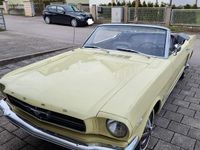 Gebraucht Ford Mustang 200 PS (147 kW) 1965 Gelb Cabrio