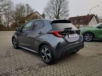 Neu Toyota Yaris 116 PS (85 kW) 2025 Marlingrau Kleinwagen