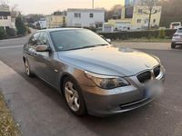 Gebraucht BMW 525 197 PS (144 kW) 2009 Grau Limousine