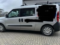 Gebraucht Opel Combo 120 PS (88 kW) 2016 Silber Van / Kleinbus
