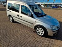 Second-hand Opel Combo 70 CP (51 kW) 2005 Argintiu Monovolum