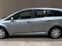 Gebraucht Toyota Avensis 124 PS (91 kW) 2012 Silber Limousine