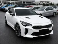 Gebraucht Kia Stinger GT-Line 200 PS (147 kW) 2019 Snow white pearl Kleinwagen