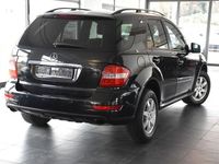 Gebraucht Mercedes ML350 231 PS (169 kW) 2010 Schwarz SUV