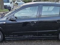 Gebraucht Opel Astra 116 PS (85 kW) 2008 Schwarz Limousine