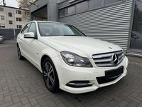 Gebraucht Mercedes C220 170 PS (125 kW) 2012 Weiß Limousine
