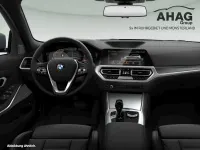 Używany BMW 330 Efficient Dynamics 258 KM (189 kW) 2021 Czarny Kombi
