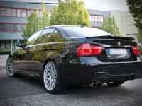 Gebraucht BMW 318 M Sport 145 PS (106 kW) 2011 Schwarz Limousine