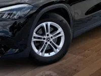 Gebraucht Mercedes GLA200 163 PS (119 kW) 2024 Schwarz SUV
