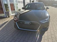 Używany Audi A4 Performance 204 KM (150 kW) 2022 Czarny Kombi