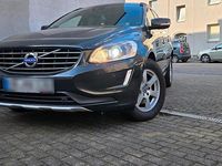Gebraucht Volvo XC60 163 PS (119 kW) 2013 Grau SUV