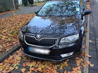 Gebraucht Skoda Octavia 150 PS (110 kW) 2015 Schwarz Kleinwagen
