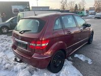 Gebraucht Mercedes B200 140 PS (102 kW) 2006 Violet Van / Kleinbus