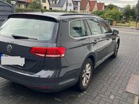 Gebraucht VW Passat Comfortline 150 PS (110 kW) 2019 Grau Kombi