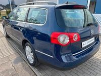 Gebraucht VW Passat Comfortline 140 PS (102 kW) 2007 Blau Kombi