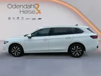 Gebraucht VW Passat Business 150 PS (110 kW) 2025 Weiß Kombi