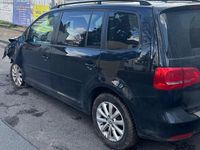 Gebraucht VW Touran Comfortline 105 PS (77 kW) 2012 Schwarz Van / Kleinbus
