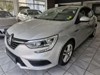 Gebraucht Renault Mégane Play 132 PS (97 kW) 2017 Grau Limousine