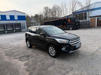 Gebraucht Ford Kuga 120 PS (88 kW) 2017 Schwarz SUV