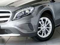 Gebraucht Mercedes GLA200 Style 156 PS (114 kW) 2016 Grau SUV