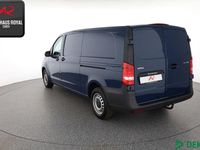 Gebraucht Mercedes Vito 136 PS (100 kW) 2022 Navyblau Van