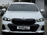 Neu BMW 530e Performance 299 PS (219 kW) 2026 Weiß Limousine