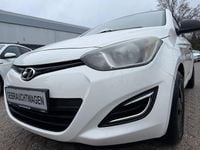 Gebraucht Hyundai i20 Edition 86 PS (63 kW) 2013 Weiß Kleinwagen
