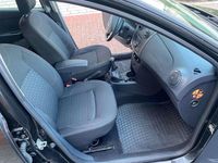 Gebraucht Dacia Sandero 90 PS (66 kW) 2016 Schwarz Limousine