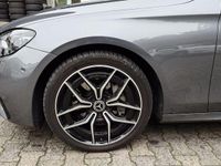 Gebraucht Mercedes E220 AMG 194 PS (142 kW) 2021 Grau Kombi