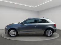 Gebraucht Audi A3 Attraction 110 PS (80 kW) 2014 Grau Limousine