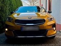 Używany Kia XCeed Launch Edition 204 KM (150 kW) 2019 Beżowy SUV