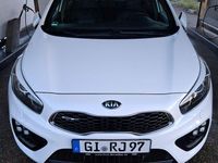 Usado Kia Ceed GT-Track 204 HP (150 kW) 2014 Branco Citadino
