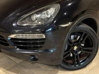 Second-hand Porsche Cayenne 245 CP (180 kW) 2012 Negru SUV