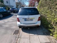 Gebraucht Mercedes ML320 220 PS (161 kW) 2005 Weiß SUV